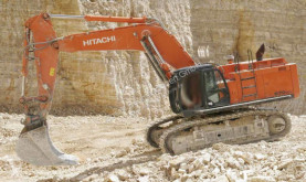 escavatore cingolato Hitachi