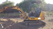 mini pelle JCB