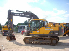 escavatore cingolato Volvo