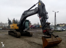 used track excavator