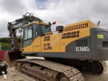 rupsgraafmachine Volvo