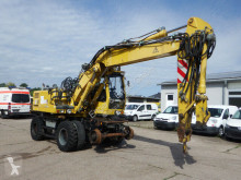 graafmachine op banden Liebherr