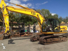 pelle sur chenilles JCB