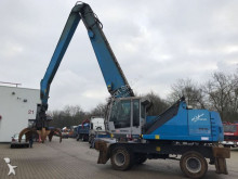 escavatore per movimentazione Terex