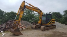 pelle sur chenilles JCB
