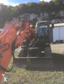 escavatore gommato usato