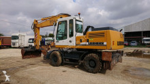 excavadora de ruedas Liebherr