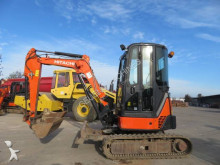 mini pelle Hitachi
