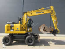 pelle sur pneus Komatsu