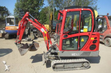 mini pelle Terex