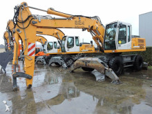 pelle sur pneus Liebherr