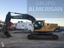 pelle sur chenilles Volvo