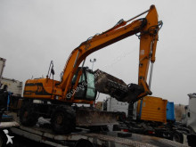 JCB JS130W