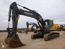 pelle sur chenilles Volvo