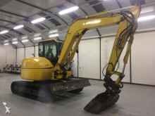 Komatsu lánctalpas kotrógép