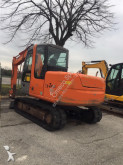 escavatore cingolato Hitachi