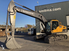 pelle sur chenilles Volvo