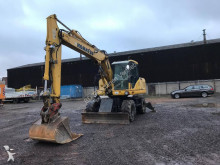 excavadora de ruedas Komatsu