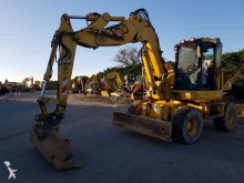 Komatsu PW118MR-8