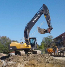 escavatore cingolato Volvo