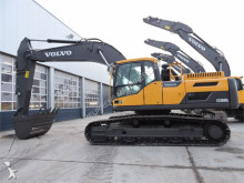 pelle sur chenilles Volvo