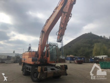skovel på däck Doosan