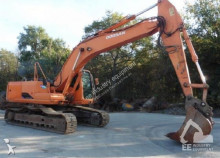 escavatore cingolato Doosan