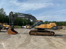 pelle sur chenilles Volvo