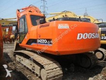 pelle sur chenilles Doosan