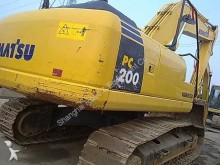 Komatsu PC200-8