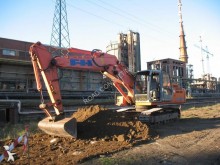 escavatore cingolato Fiat-Hitachi