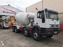 hormigón mezclador / cuba Iveco