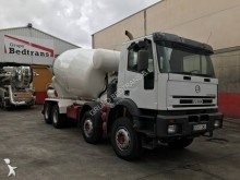 hormigón mezclador / cuba Iveco