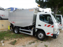 vuilniswagen Mitsubishi Fuso