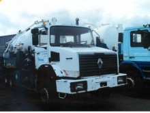 camion hydrocureur Renault