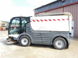 camion balayeuse Mathieu