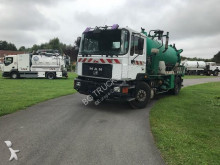 camion hydrocureur MAN