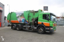 camion benne à ordures ménagères Scania