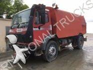 camion balayeuse Mercedes
