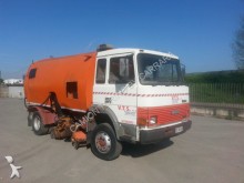 Iveco 135.17 SPAZZATRICE / SWEEPER