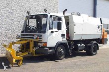 camion balayeuse DAF