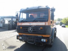 camion balayeuse Mercedes