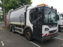 camion benne à ordures ménagères Dennis