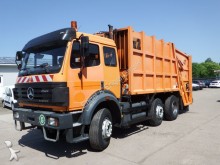 camión volquete para residuos domésticos Mercedes