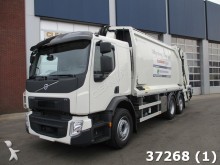 camión volquete para residuos domésticos Volvo