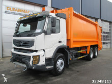 camion raccolta rifiuti Volvo