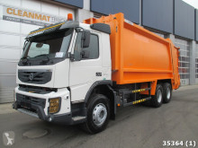 camion raccolta rifiuti Volvo