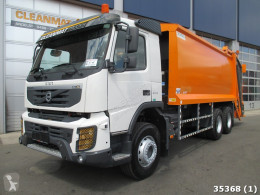 vuilniswagen Volvo