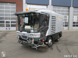 camion spazzatrice Ravo