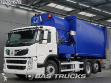 camion raccolta rifiuti Volvo